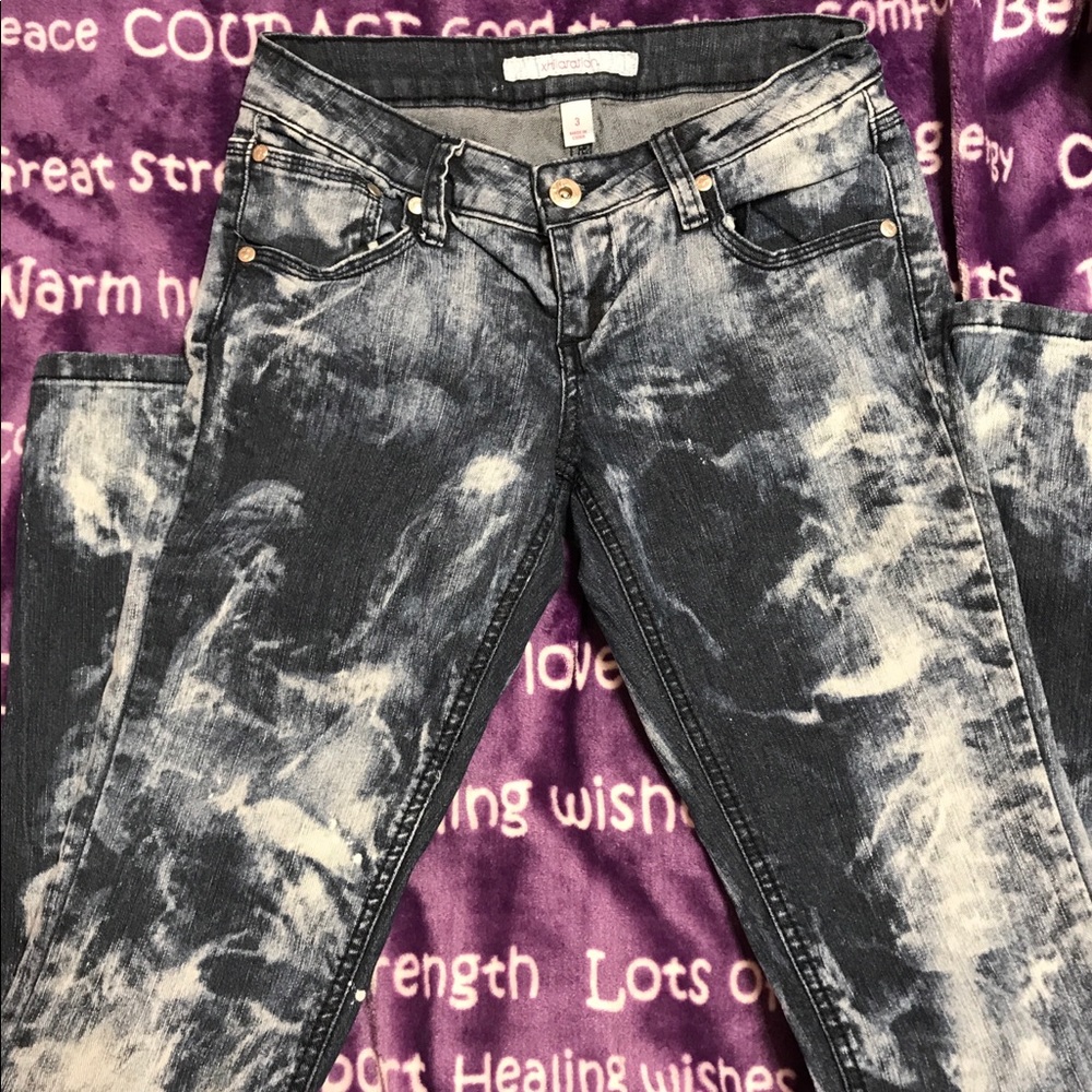 Xhilaration jeans size 3